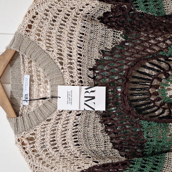 NWT BEIGE GREEN MULTICOLOR BEADED CROCHET OVERSIZED KNIT SWEATER LIMITED EDITION - Picture 8 of 10